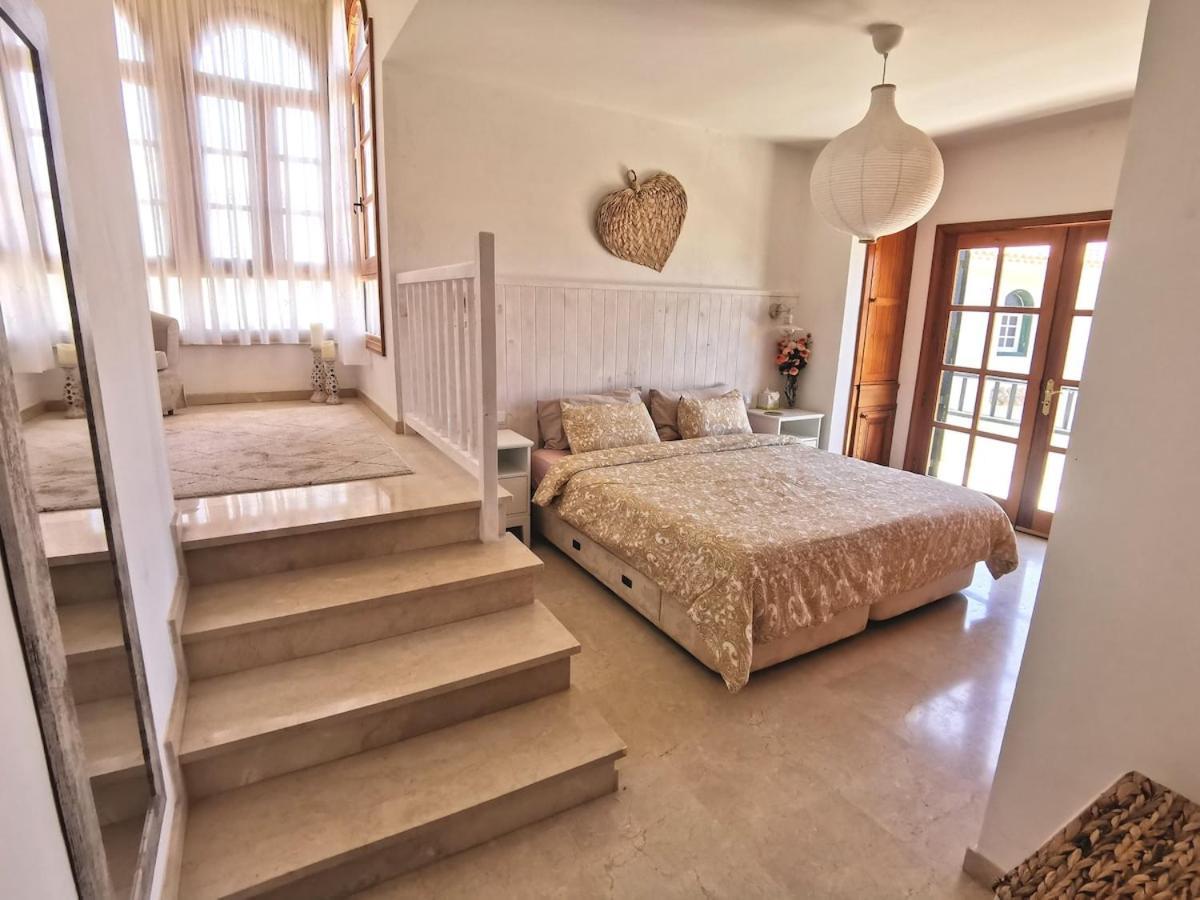 Villa Ibiza - Beautiful House With Private Pool Chayofa Eksteriør bilde